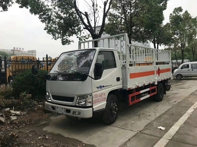 东风液化气体运输车价格_江淮液燃液体运输车多少钱一辆防爆车