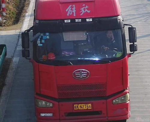 金寨严查道路货物运输违规行为,多辆大货车被依法查处